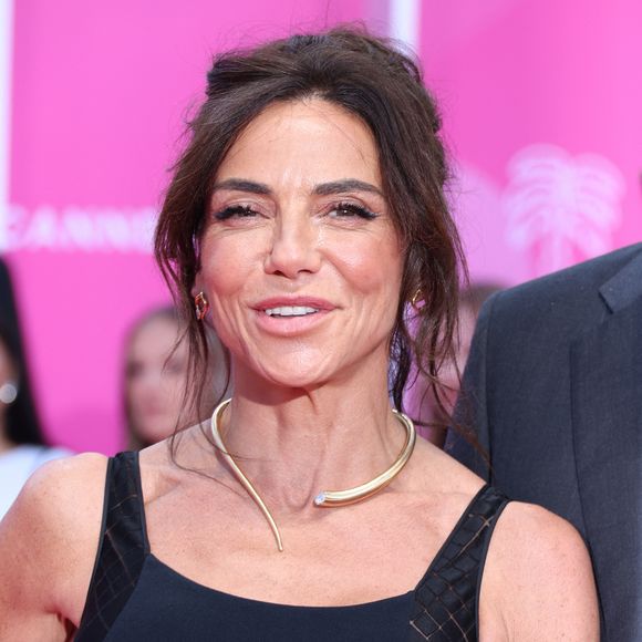 Sandra Sisley au photocall de la soirée d'ouverture du festival Canneseries saison 8 au palais des festivals à Cannes le 24 avril 2025.

© Denis Guignebourg / Bestimage