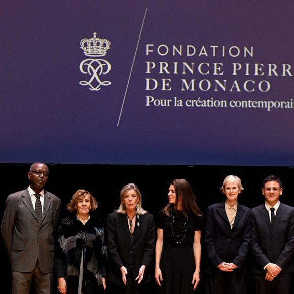 La princesse Caroline de Hanovre et sa fille Charlotte Casiraghi ont assisté à la cérémonie de proclamation de l'édition 2025 des Prix de la Fondation Prince Pierre à l'opéra Garnier à Monaco, le 14 octobre 2025.
© Bruno Bebert / Bestimage