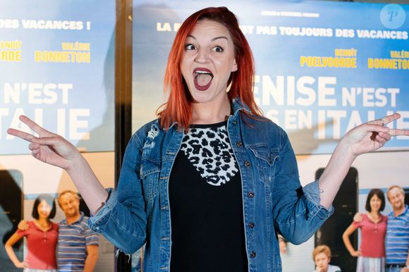 Elle s’est illustrée par son humour spontané et ses anecdotes décalées en direct.

Laura Calu à l'avant-première du film "Venise n'est pas en Italie" au cinéma UGC Ciné Cité Bercy à Paris, France, le 28 mai 2019. © Oceane Colson/Panoramic/Bestimage