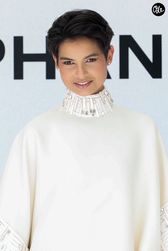 Eve Gilles. au photocall du défilé Stéphane Rolland Collection Haute Couture Automne/Hiver 2025-2026 lors de la Fashion Week de Paris (PFW) au théâtre des Champs-Élysées, à Paris, France, le 8 juillet 2025. © Sebastien Fremont/Bestimage