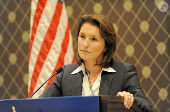 Cécilia Attias s'est séparée de Nicolas Sarkozy en 2007, elle s'est mariée l'année suivante avec le publiciste.

Cecilia Attias prononce un discours lors d'un déjeuner-rencontre organisé par l'American International Club of Geneva à l'Hôtel InterContineltal, Genève, Suisse, le 18 juin 2009. Photo by Loona/ABACAPRESS.COM