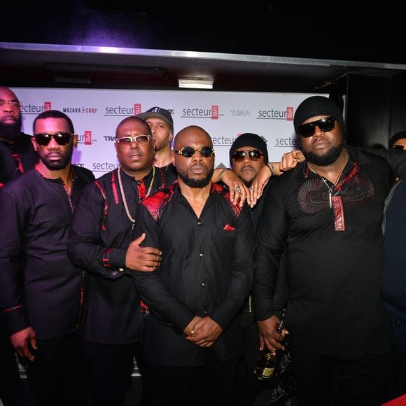 Cette figure emblématique du rap français des années 90 disparaît à l’âge de 52 ans.

Jacky & Ben-J des Nèg' Marrons, Lino & Calbo de Ärsenik, Stomy Bugsy, Passi et Doc Gynéco en showcase au Pau Brazil à Paris.

Photo : Veeren / Bestimage