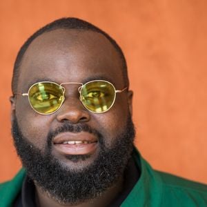 Issa Doumbia - Célébrités dans le village des internationaux de France de tennis de Roland Garros à Paris, France, le 6 juin 2019.

© Jacovides-Moreau/Bestimage
