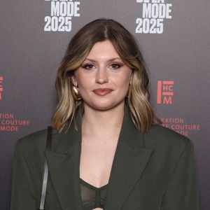 Marine Delplace est actuellement en tournée avec la promo de la Star Academy

Marine Delplace au Photocall "Diner de la mode", Sidaction", à Paris pour l'association AIDS à Paris, France. Photo par Jerome Domine/ABACAPRESS.COM