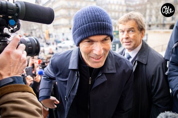 Le poste lui avait été proposé dès février 2025 par la FFF.

Zinédine Zidane - Arrivées à la cérémonie religieuse en hommage à Rolland Courbis en l’église de la Madeleine à Paris, France, le 14 janvier 2026. © Jacovides-Moreau/Bestimage