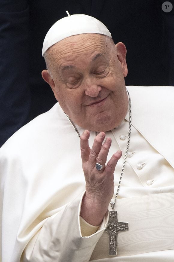 Le pape François dirige l'audience générale hebdomadaire dans la salle Paul VI au Vatican le 12 février 2025.