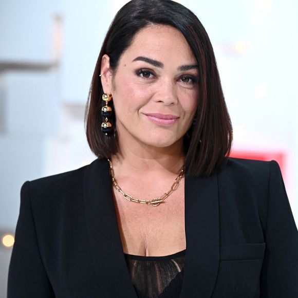 Exclusif - Lola Dewaere - Enregistrement de l'émission "Vivement Dimanche" au Studio Gabriel, présentée par M.Drucker, et diffusée sur France 3, de 13h30 à 15h, le 28 août
© Guillaume Gaffiot / Bestimage