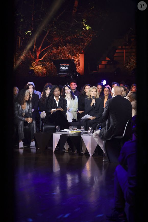 Exclusif - Marijosé Alié, Kareen Guiock Thuram, Claire Chazal - Enregistrement de l'émission "Le Grand Echiquier, Spéciale Outre-Mer", présentée par C.Chazal et A.Manoukian et diffusée le 31 octobre sur France 2
© Jack Tribeca / Bestimage