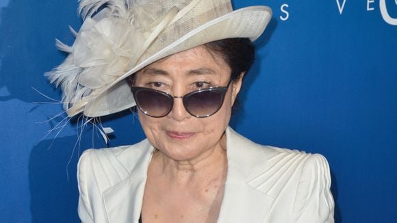 Yoko Ono avertie de ce qui allait arriver à John Lennon : "On m'a dit qu’il devait partir immédiatement"