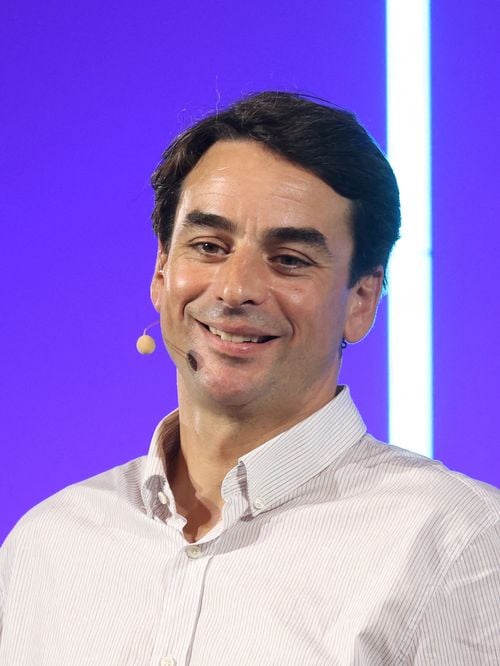 L'autre vie de Julian Bugier : le journaliste de France 2 s'est engagé pour une cause qui nous concerne tous