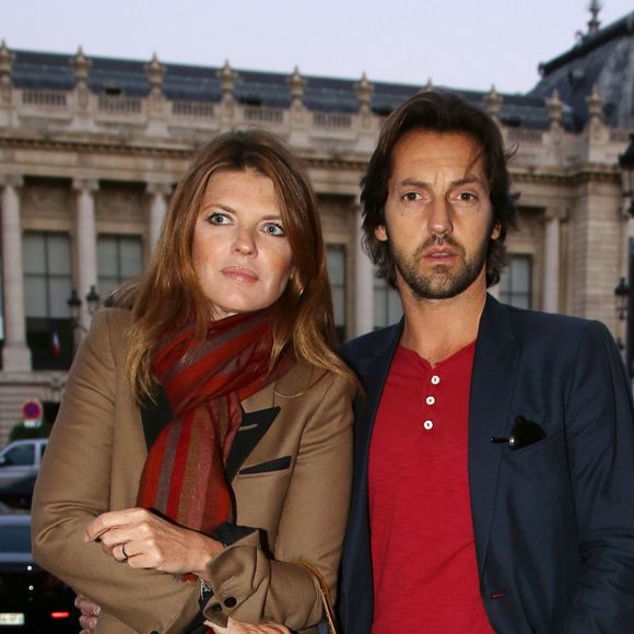 Gwendoline Hamon encourage son fils à travailler dur et à se construire sa propre carrière, malgré les défis d’être « fils de » célèbres parents.

Frederic Diefenthal et Gwendoline Hamon - Arrivee des people au defile Vanessa Bruno pret-a-porter printemps-ete à Paris. © PIX4U / BESTIMAGE