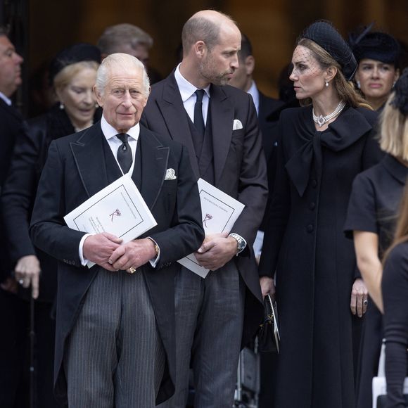 La famille royale durant les obsèques de la duchesse de Kent dans la cathédrale de Westminster à Londres le 16 septembre 2025. © Dana Press / Bestimage