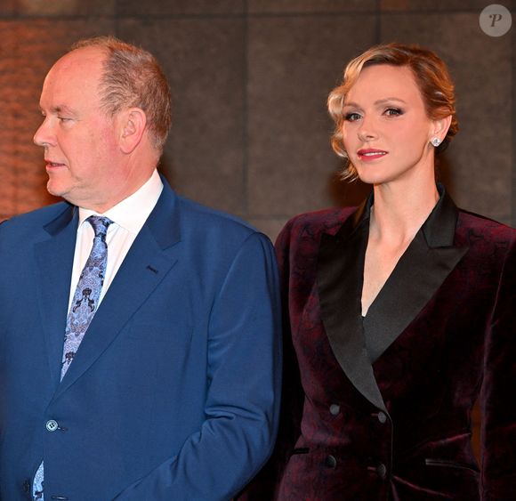 Le prince Albert II de Monaco et la princesse Charlene ont célébré les 25 ans du Grimaldi Forum et inauguré l'extension de l'espace d'exposition accompagné par M. Pierre André Chiappori représentant le ministre d'Etat de la Principauté, M. Henri Fissore, le président du Grimaldi, et de Mme Sylvie Biancheri, la directrice générale, à Monaco le 16 janvier 2025. © Bruno Bebert/Bestimage