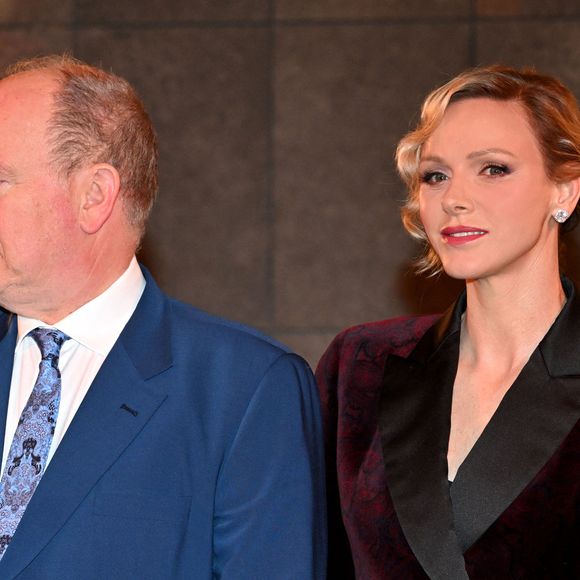 Le prince Albert II de Monaco et la princesse Charlene ont célébré les 25 ans du Grimaldi Forum et inauguré l'extension de l'espace d'exposition accompagné par M. Pierre André Chiappori représentant le ministre d'Etat de la Principauté, M. Henri Fissore, le président du Grimaldi, et de Mme Sylvie Biancheri, la directrice générale, à Monaco le 16 janvier 2025. © Bruno Bebert/Bestimage