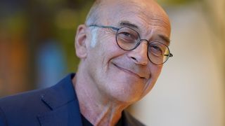 Patrick Paroux a voulu quitter la série Monsieur Parizot : comment sa femme comédienne lui a fait changé d’avis