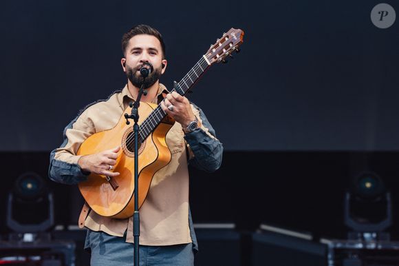 Kendji Girac sur la scène du V and B Fest' à Château-Gontier sur Mayenne le 21 août 2025 

© Alexandre Fumeron / Afterdepth / Bestimage