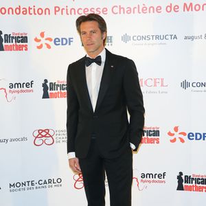 Exclusif - Le prince Emmanuel-Philibert de Savoie - Soirée de Gala "Africa on the Rock" de l'AMREF Flying Doctors en partenariat avec la Fondation Princesse Charlene de Monaco à l'hôtel de Paris, le 17 octobre 2015 à Monaco. L'AMREF Flying Doctors est la première ONG de santé publique en Afrique. Cette soirée marquera pour elle le lancement officiel  de la phase II de la campagne internationale "Stand Up for African Mothers", qui vise à former 15000 sage femmes africaines pour contribuer à réduire la mortalité maternelle et néonatale en Afrique subsaharienne. Ce sera aussi le lancement d'un projet au Kenya entre l'AMREF et la Fondation Princesse Charlene de Monaco pour la santé des enfants via l'accès à l'eau potable, l'éducation à l'hygiène, la prévention de la noyade, l'apprentissage de la natation et du secourisme à l'école. Selon l'OMS, la noyade est une question de santé publique majeure : 42 personnes meurent noyées chaque heure dans le monde. Le continent africain est l'un des plus touchés.
© Bruno Bebert / Olivier Huitel / Pool Restreint / Bestimage