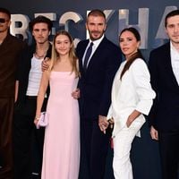 Après les déclarations de son frère Brooklyn qui ont secoué le clan, Roméo Beckham peut célébrer une grande nouvelle