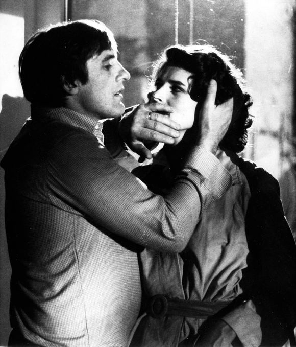 Gérard Depardieu et Fanny Ardant dans une scène du film de François Truffaut, "La Femme d'à Côté" (1981). (Crédit image : ? Keystone Press Agency/ZUMA Press Wire)