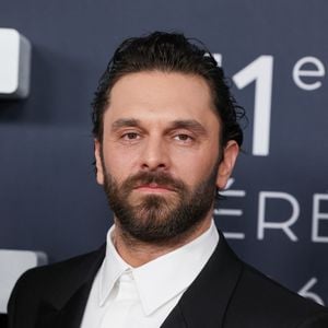 Avant que sa mère ne parte tragiquement des suites d'un cancer, 

Pio Marmaï au photocall de la 51ème cérémonie des César à l'Olympia à Paris, France. © Borde-Jacovides/Bestimage