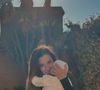 En effet, en novembre dernier, la danseuse a accouché d'une petite fille...

Instagram de la danseuse Denitsa Ikonomova, photo avec sa fille.