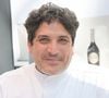 Mauro Colagreco, le chef étoilé derrière le mythique Mirazur, s'offre une nouvelle expérience exclusive sur la Côte d'Azur.

Mauro Colagreco  - Taste of Paris 2026 au Grand Palais à Paris.
© Alexandre Fay / Bestimage