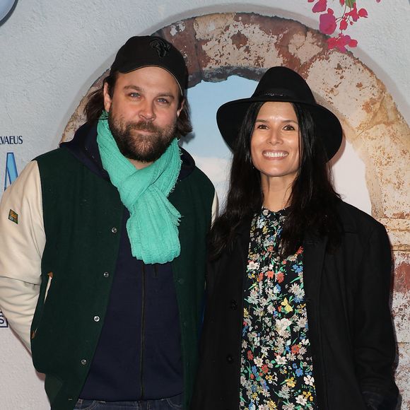Accompagnés de leur tout jeune enfant, les amoureux célèbrent une étape marquante de sa vie de bébé.

Arthur Jugnot et sa femme Flavie Péan - Soirée de gala pour la première de la comédie musicale "Mamma Mia ! Le Musical" au Casino de Paris le 26 octobre 2023. 

© Coadic Guirec/Bestimage
