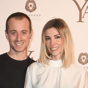 Mère de deux filles, elle révèle qu'elles ont fréquenté deux établissements aujourd'hui concernés par ce scandale

Hugo Clément et sa compagne Alexandra Rosenfeld (Miss France 2006) - Avant-première du film "Yao" au cinéma Le Grand Rex à Paris le 15 janvier 2019. © Coadic Guirec/Bestimage