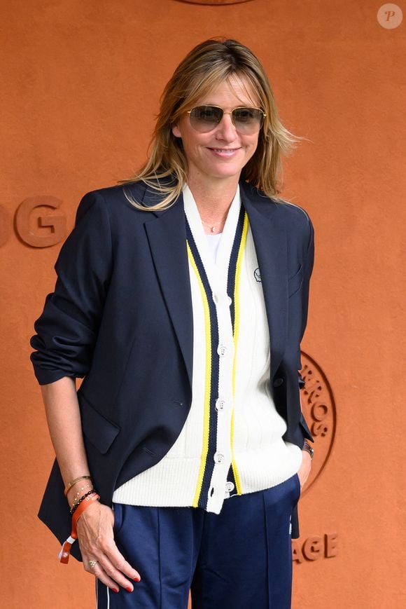 Dans les colonnes du JDD, celle qui partage sa vie avec Roschdy Zem depuis 2023 raconte la genèse étonnante de ce projet, né grâce à un réseau professionnel bien connu.

Sarah Lavoine assiste aux Internationaux de France 2024 à Roland Garros le 5 juin 2024 à Paris, France. Photo by Laurent Zabulon/ABACAPRESS.COM