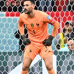 Hugo Lloris au match de demi-finale opposant la France au Maroc lors de la Coupe du Monde 2022 au stade Al-Bayt, à Doha, Qatar, le 14 décembre 2022. La France a gagné 2-0. © Philippe Perusseau/Bestimage