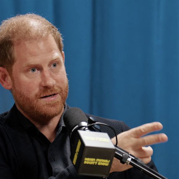 Il ne souhaite plus mentionner publiquement le prince Harry.

Le prince Harry, membre de la famille royale britannique exilé de son propre gré, a mis en garde les parents contre la publication de photos de leurs enfants sur les réseaux sociaux. Photo par JLPPA / Bestimage