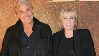 Après avoir eu le blues, Patricia Kaas retrouve le sourire avec son compagnon Laurent : photo du bonheur à deux