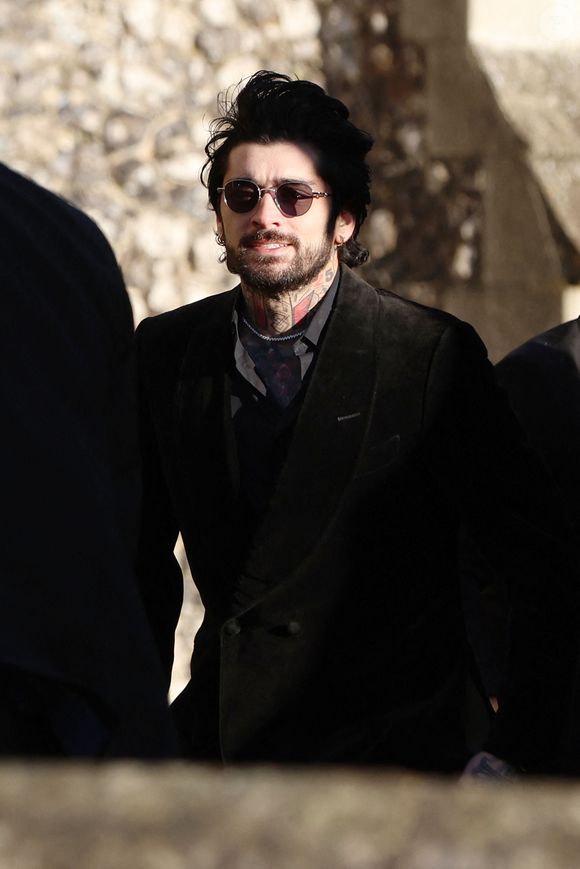 Zayn Malik - Funérailles de Liam Payne à l'église St Mary à Amersham, le 20 novembre 2024. L'ex-membre du groupe One Direction a chuté du troisième étage, le 16 octobre 2024, depuis le balcon de sa chambre d'hôtel à Buenos Aires (Argentine). Celle-ci a été retrouvé saccagée.
AGENCE / BESTIMAGE