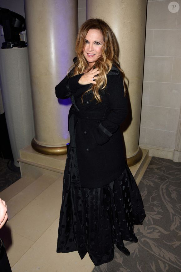 Helene Segara présente au 40e gala des Best Awards à l'hôtel Four Seasons George V à Paris, France, le 27 janvier 2017. Photo par Alban Wyters/ABACAPRESS.COM