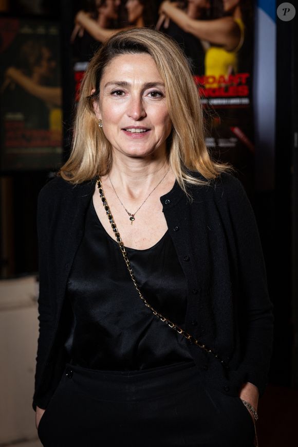 Julie Gayet - Soirée de lancement de la pièce "En attendant Bojangles" au théâtre de l'Oeuvre à Paris le 15 janvier 2026. © Julien Sarkissian/Bestimage