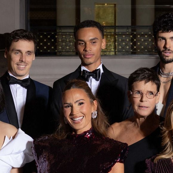 Marie Ducruet, Louis Ducruet, Alexandre Grimaldi, Vitaa, S.A.S. la Princesse Stéphanie de Monaco, Camille Gottlieb et Baptiste Giabiconi assistent au premier Gala Global Gift sponsorisé par « APM Monaco » organisé à Monaco. © Olivier Huitel/Pool/Bestimage