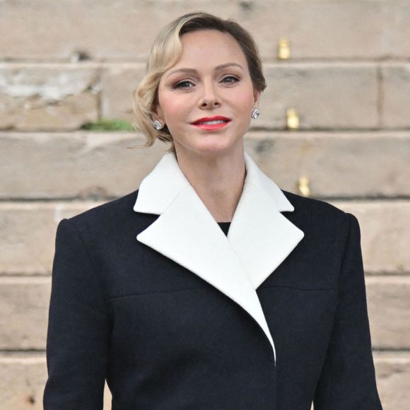 Charlene de Monaco a participé à une journée importante de sensibilisation aux gestes de premiers secours à l’occasion de la Journée Internationale des Droits des Femmes. 

Le prince Albert II de Monaco et la princesse Charlene assistent à la messe pontificale dans le cadre de la célébration de la Sainte Devote, sainte patronne de Monaco, à Monaco . © Bruno Bebert / Bestimage