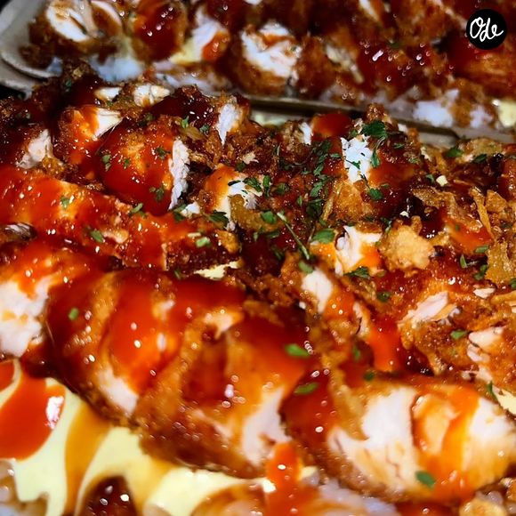 Au final, je comprends son succès, mais je conseille de le déguster à deux pour en profiter pleinement.

Tasty Crousty, le phénomène culinaire du moment.