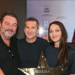 Exclusif - Denis Ménochet, Guillaume Canet et Marion Cotillard à l'avant-première du Film 'Karma' au cinéma Kinepolis de Lomme, France, le 3 octobre 2026. © Stéphane Vansteenkiste/Bestimage