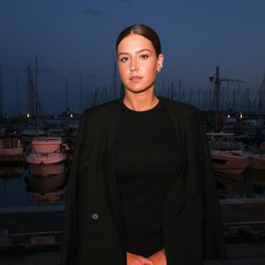 Exclusif - Adèle Exarchopoulos pose en backstage de l'émission "C à vous" lors du 79ème Festival International du Film de Cannes le 18 mai 2026. 

© Jack Tribeca / Bestimage