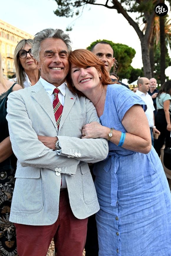 Gérard Holtz et sa femme, Muriel Mayette-Holtz, la directrice du Théâtre National de Nice a un diner amical et convivial autour du maire, au jardin Albert Premier sur la Coulée Verte à Nice. © Bruno Bebert/Bestimage