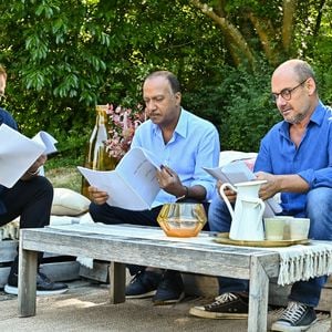 Exclusif - Didier Bourdon, Bernard Campan et Pascal Legitimus - Rendez-vous avec Les Inconnus, à l'occasion du tournage en 2022 du documentaire "L'histoire secrète des Inconnus, le doc événement", diffusé le 5 janvier à 21h10 sur TF1
© Guillaume Gaffiot / Bestimage