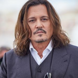 L'acteur explique que la peinture est pour lui un moyen d'exprimer ses émotions depuis de nombreuses années.
Johnny Depp au photocall de "Jeanne du Barry" lors du 76ème Festival International du Film de Cannes. © Dominique Jacovides/Cyril Moreau/Bestimage