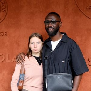 Gina Jimenez et Thomas Ngijol au village (jour 10) lors des Internationaux de France de Tennis de Roland Garros 2022 à Paris, France, le 31 mai 2022. © Dominique Jacovides/Bestimage