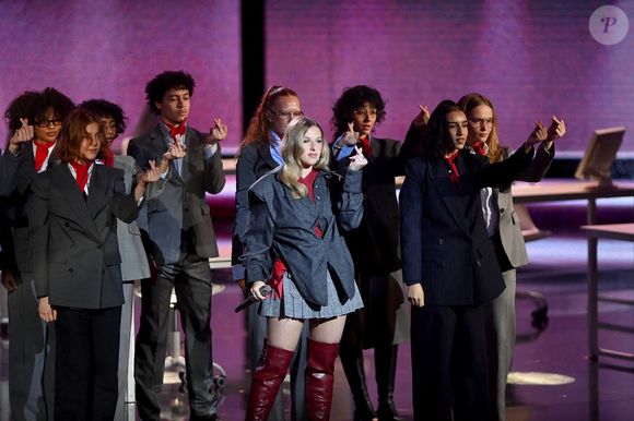 Helena reçoit le prix de la chanson originale de l'année lors de la 41e cérémonie des Victoires de la Musique à La Seine Musicale le 13 février 2026 à Boulogne-Billancourt, France. Photo de  Franck Castel /ABACAPRESS.COM