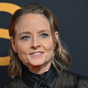 Jodie Foster assiste aux TIFF Tribute Awards où elle est honorée par le TIFF Share Her Journey Groundbreaker Award lors du Festival International du Film de Toronto à l'hôtel Fairmont Royal York à Toronto, Canada, le dimanche 7 septembre 2025. Photo by Chris Chew/UPI/ABACAPRESS.COM
