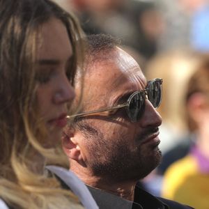 Milla Savarese, la fille d'E.Dequenne, et son beau-père, Michel Ferracci - 300 personnes réunies pour rendre hommage à Emilie Dequenne dans sa ville de Chièvres (Belgique), le 9 avril 2025, quelques semaines après son décès prématuré, survenu le 16 mars 2025. © Photonews / Bestimage