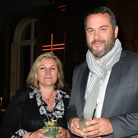 Bruce Toussaint et sa femme Catherine - Le réalisateur français C. Lelouch célèbre ses 80 ans au restaurant Victoria à Paris, France, le 30 octobre 2017. © Coadic Guirec/Bestimage