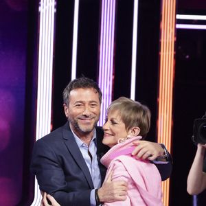 Exclusif - Bernard Montiel, Isabelle Morini-Bosc, sur le plateau de l’émission « TPMP » présentée par C.Hanouna et diffusée en direct sur Youtube et sur toutes les box (SFR, FREE, MyCanal etc), Paris, France, le 04 mars 2025. © Jack Tribeca / Bestimage