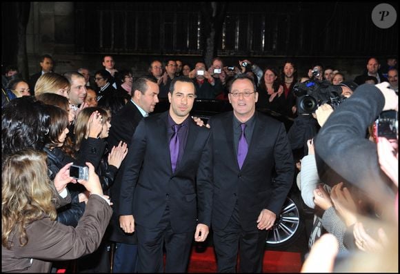 Jean Reno et son fils Michael lors de l'émission Champs-Elysées, au Studio Gabriel
Bestimage